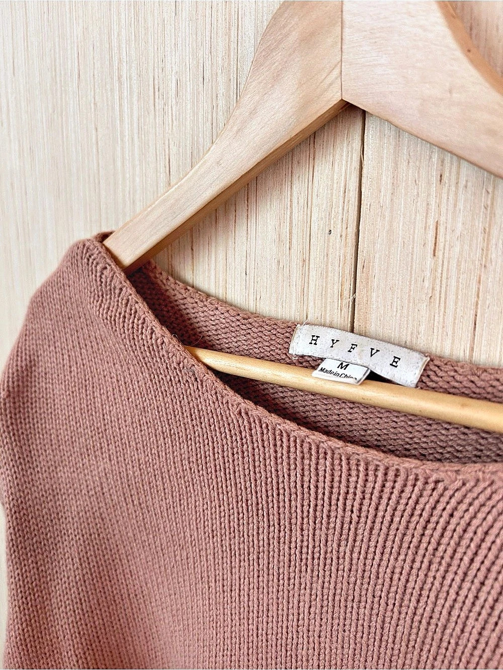 HYFVE Cropped Balloon Sleeve Sweater Dusty Pink Medium - Picture 3 of 3
